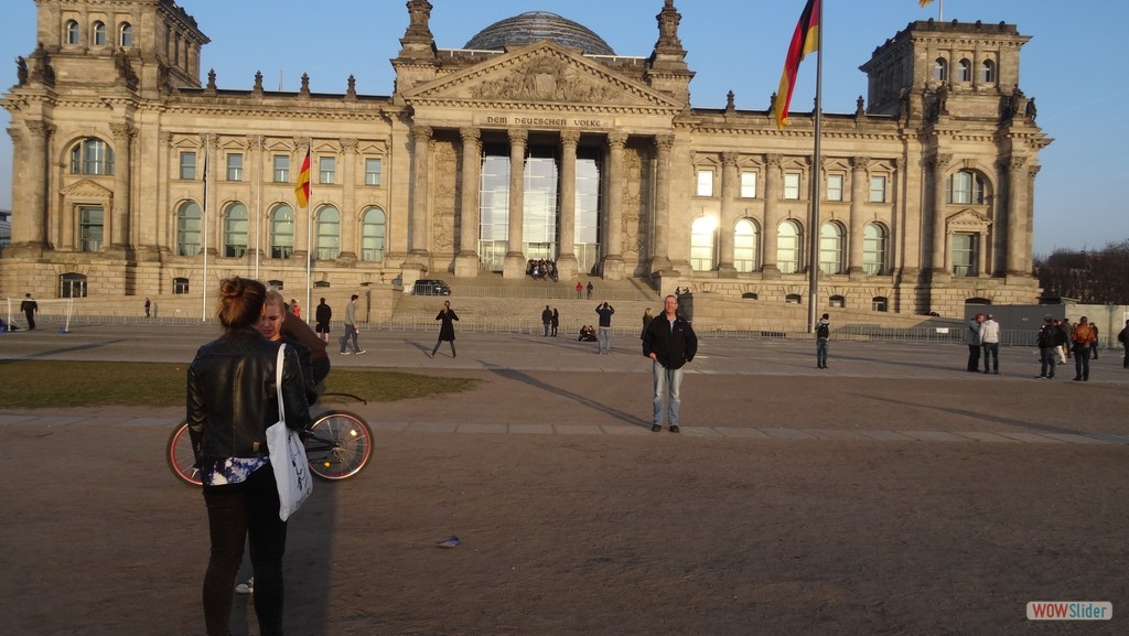 Der Reichstag mit HG